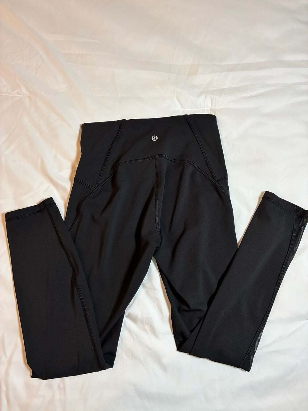 Lululemon Women's Black High-Rise Mesh Paneled Workout Leggings Small